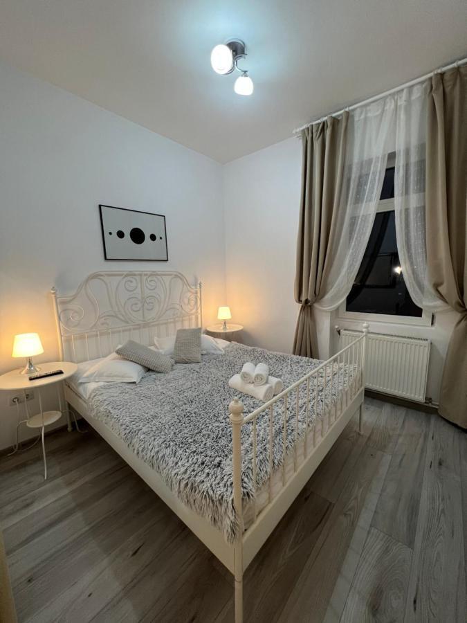 Apart City Center Braszów Zewnętrze zdjęcie