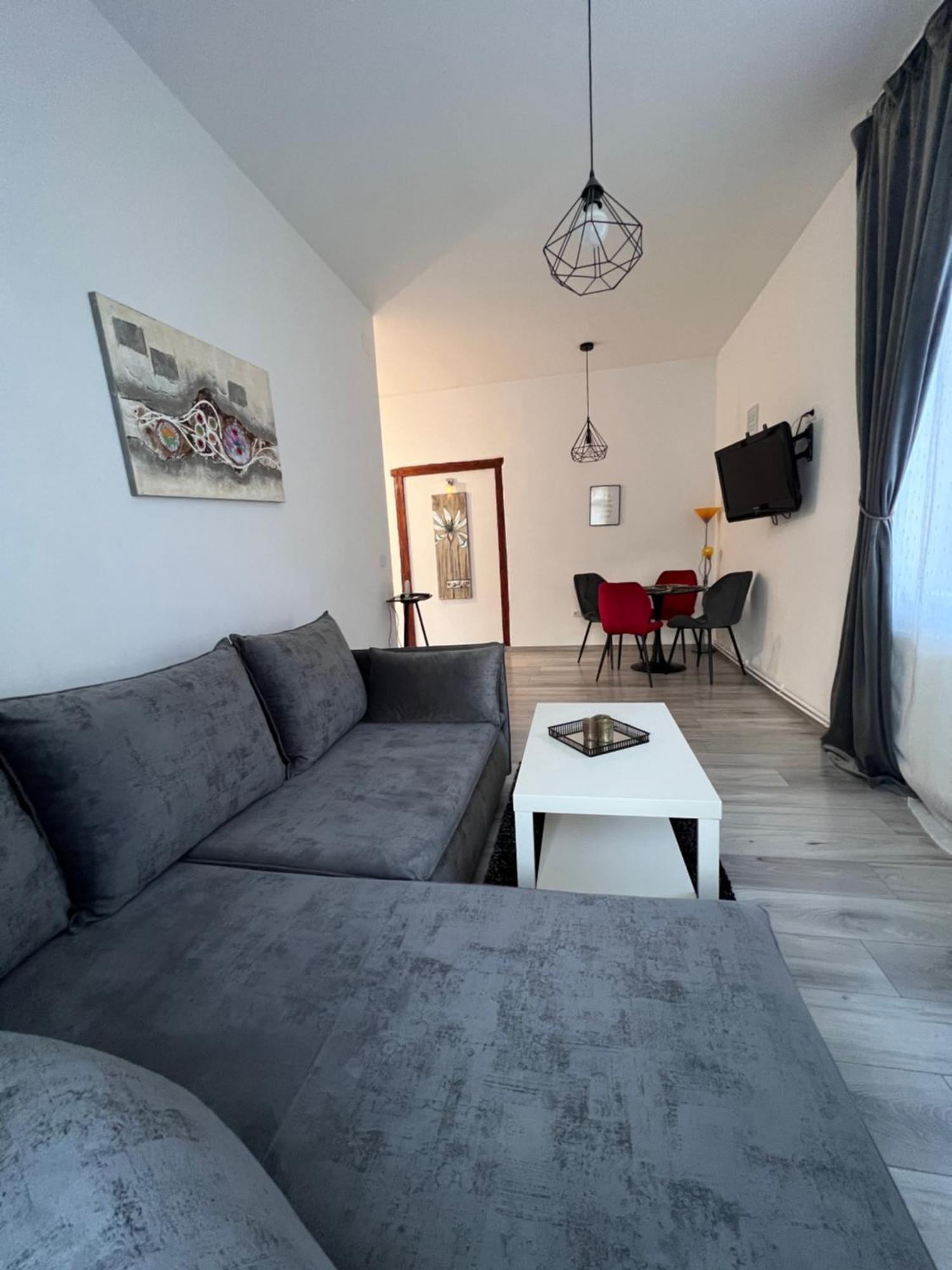 Apartament Apart City Center Braszów Zewnętrze zdjęcie